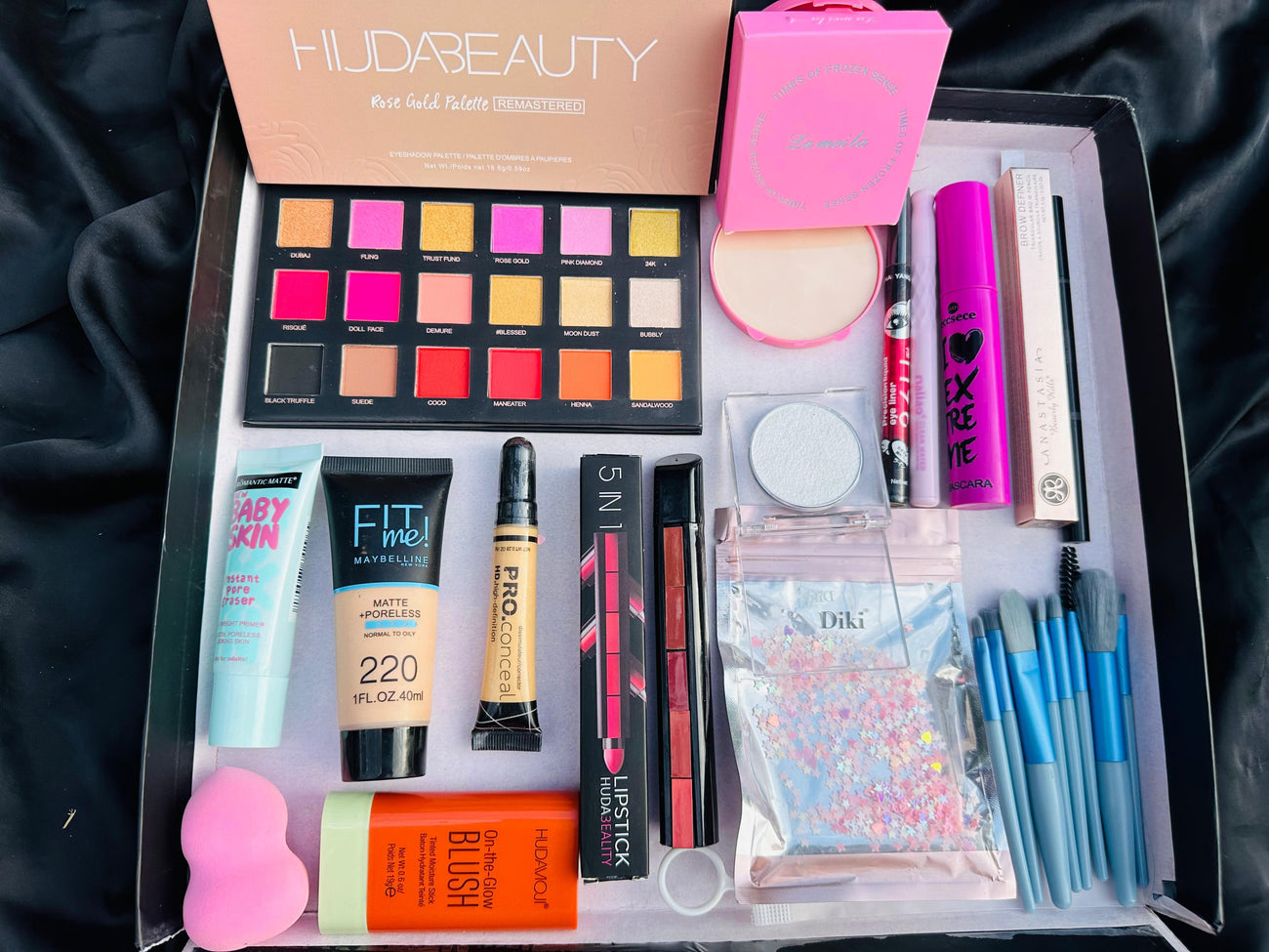 All In One Makeup Hamper Deal